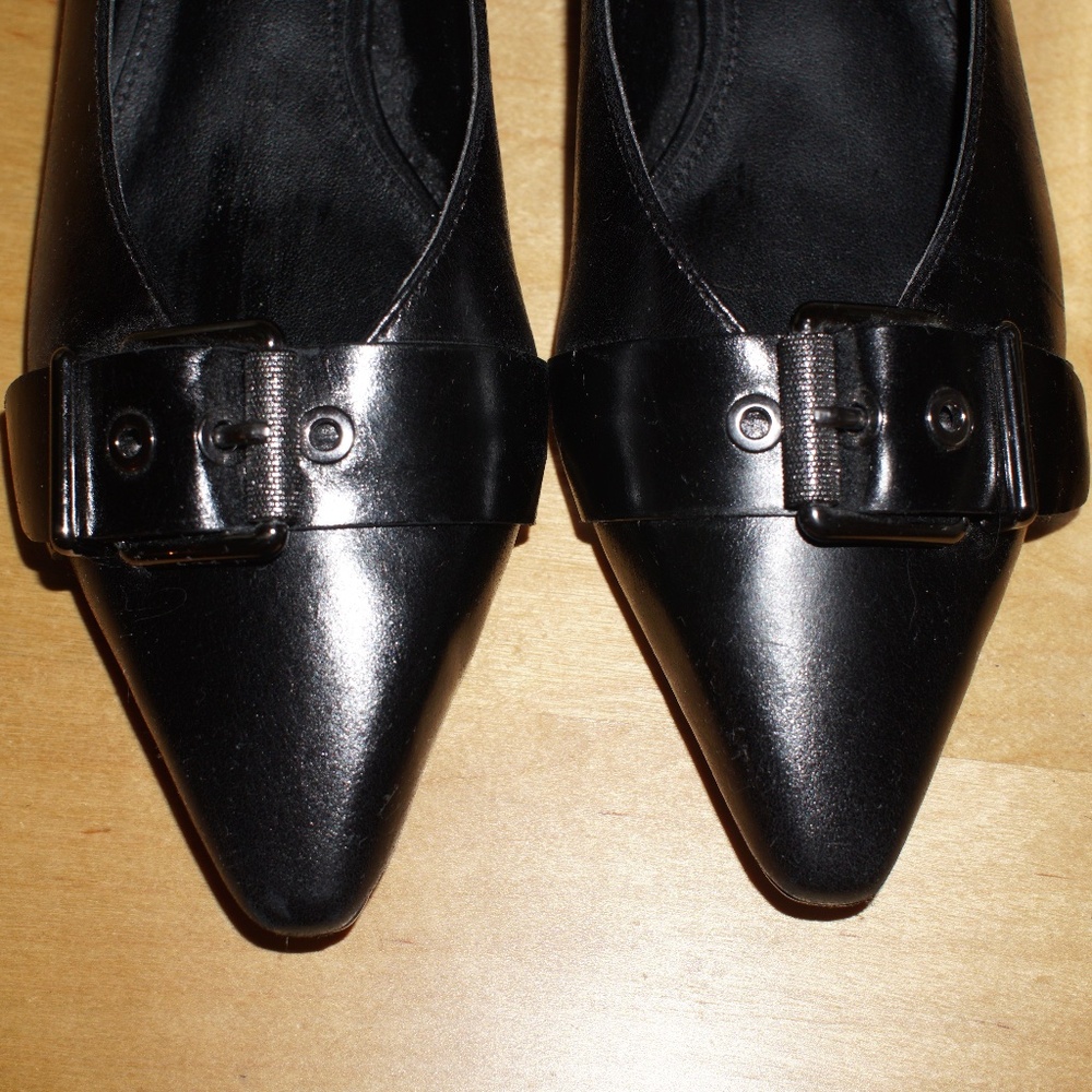 Vince Camuto Women's Megdele Buckle Flat Loafer